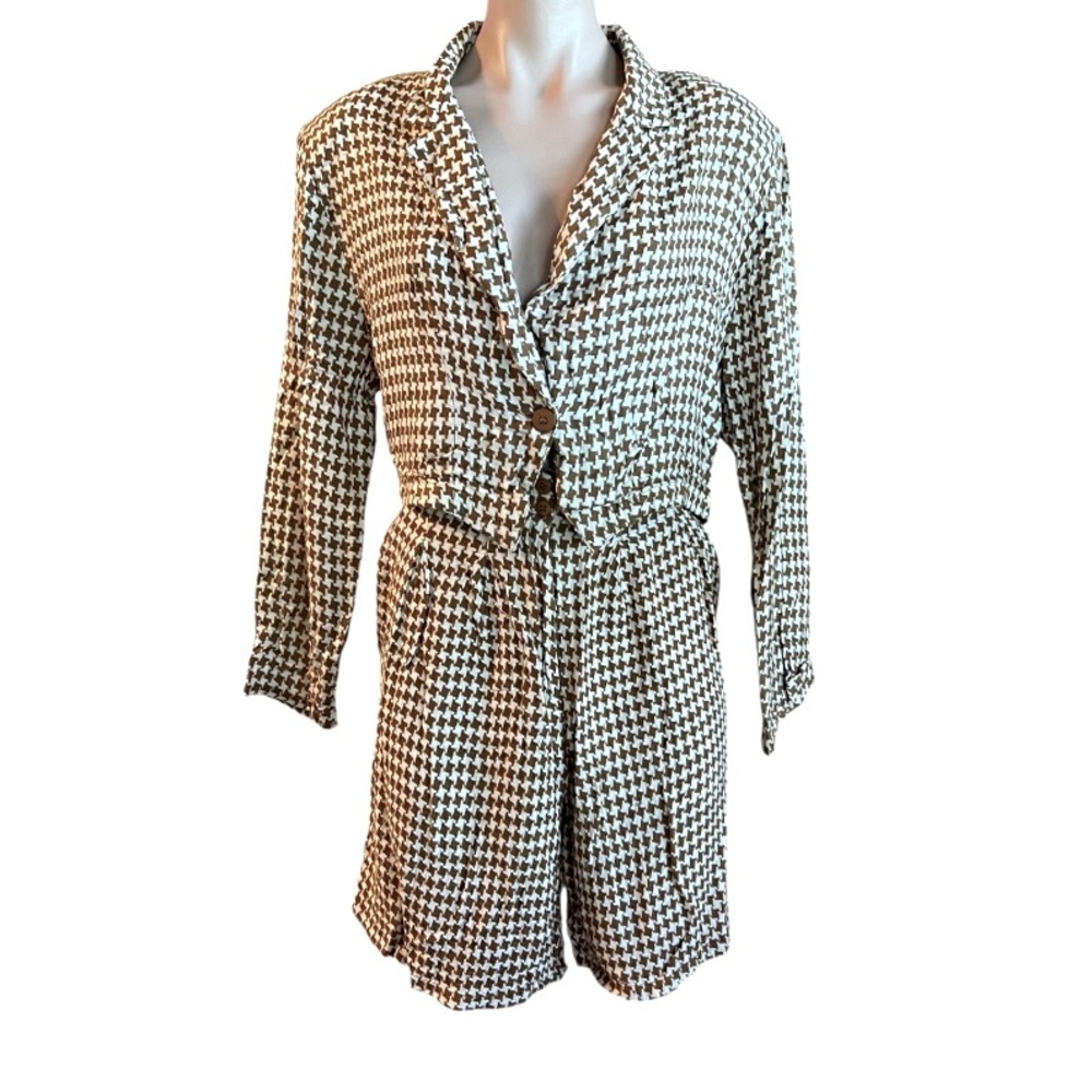 Vintage Brown and Cream Blazer with Classic Lapel and Shorts 2 Piece Set GUC